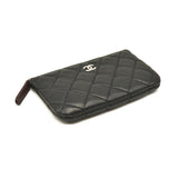 CHANEL Lambskin Quilted Small Cosmetic Case Black