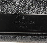 Louis Vuitton Damier Graphite District MM Messenger Bag (SHG-12915)