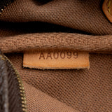 Louis Vuitton Monogram Canvas Eva Clutch (SHF-18125)