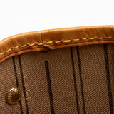 Louis Vuitton Monogram Canvas Neverfull PM Tote (SHF-18115)