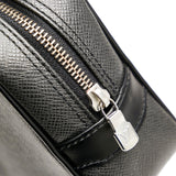 Louis Vuitton Taiga Kaluga Clutch Bag (SHG-26940)