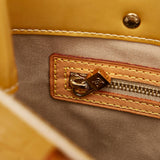 Louis Vuitton Vernis Reade MM (SHG-26690)