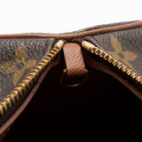 Louis Vuitton Vintage Monogram Canvas Papillon 30 Satchel (SHF-13723)