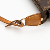 Louis Vuitton Vintage Monogram Canvas Pochette Accessoires (SHF-17303)