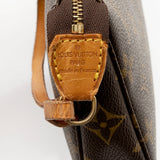 Louis Vuitton Vintage Monogram Canvas Pochette Accessoires (SHF-17303)