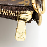 Louis Vuitton Vintage Monogram Canvas Pochette Accessoires (SHF-17707)