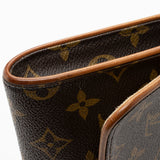 Louis Vuitton Vintage Monogram Canvas Pochette Twin GM Shoulder Bag (SHF-18031)